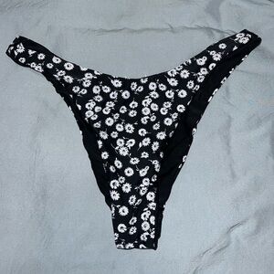 Black and white floral bikini bottoms